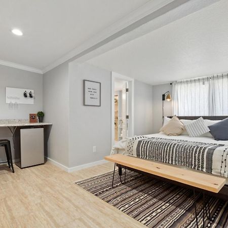 Downtown Studio 1 At Beer Ranch Project Inn Wimberley Bagian luar foto