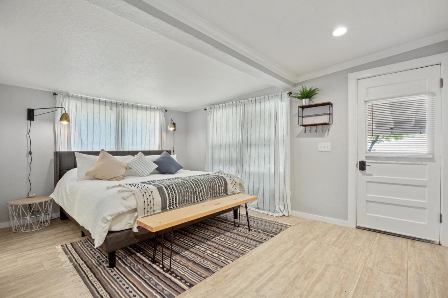Downtown Studio 1 At Beer Ranch Project Inn Wimberley Bagian luar foto