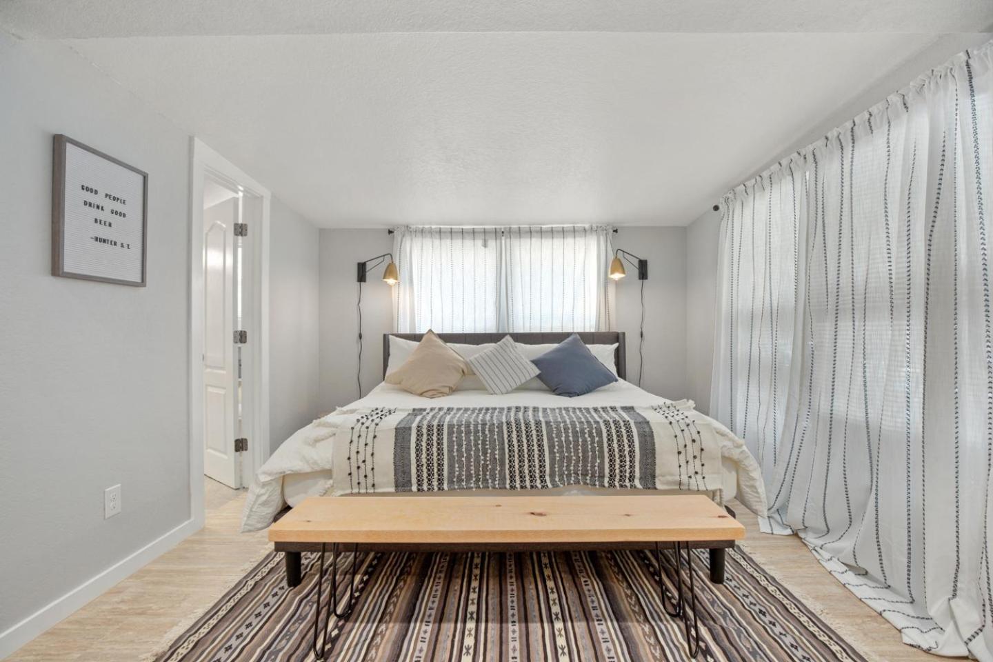 Downtown Studio 1 At Beer Ranch Project Inn Wimberley Bagian luar foto